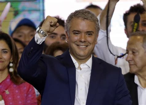 2018 5 27 23 2 17 ivan duque y gustavo petro se disputan la presidencia de colombia - Gustavo Petro se convirtió este domingo en el primer candidato de la izquierda de Colombia con posibilidad real de llegar a la Presidencia al conseguir 4,8 millones de votos (25,10 %), que le dan ...